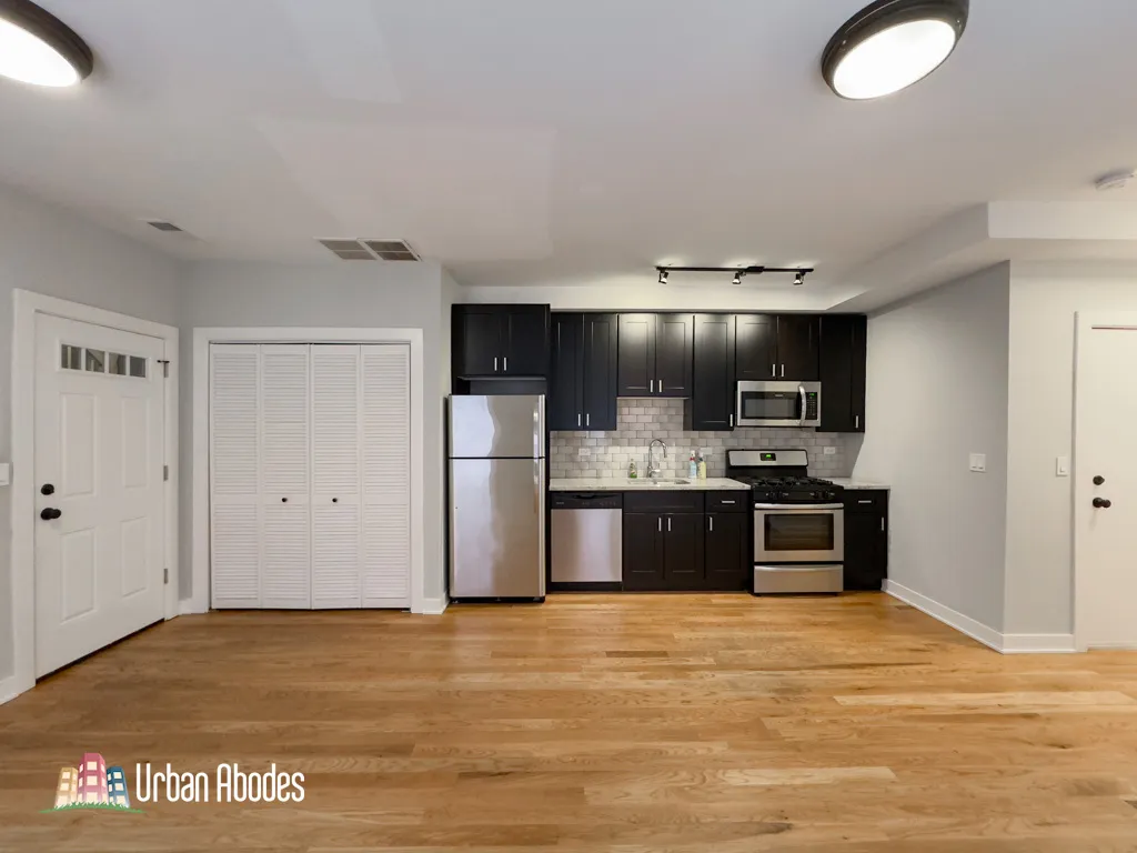 2203 W Eastwood Ave, , 60625, USA 60625-unit#1NW-Chicago-IL