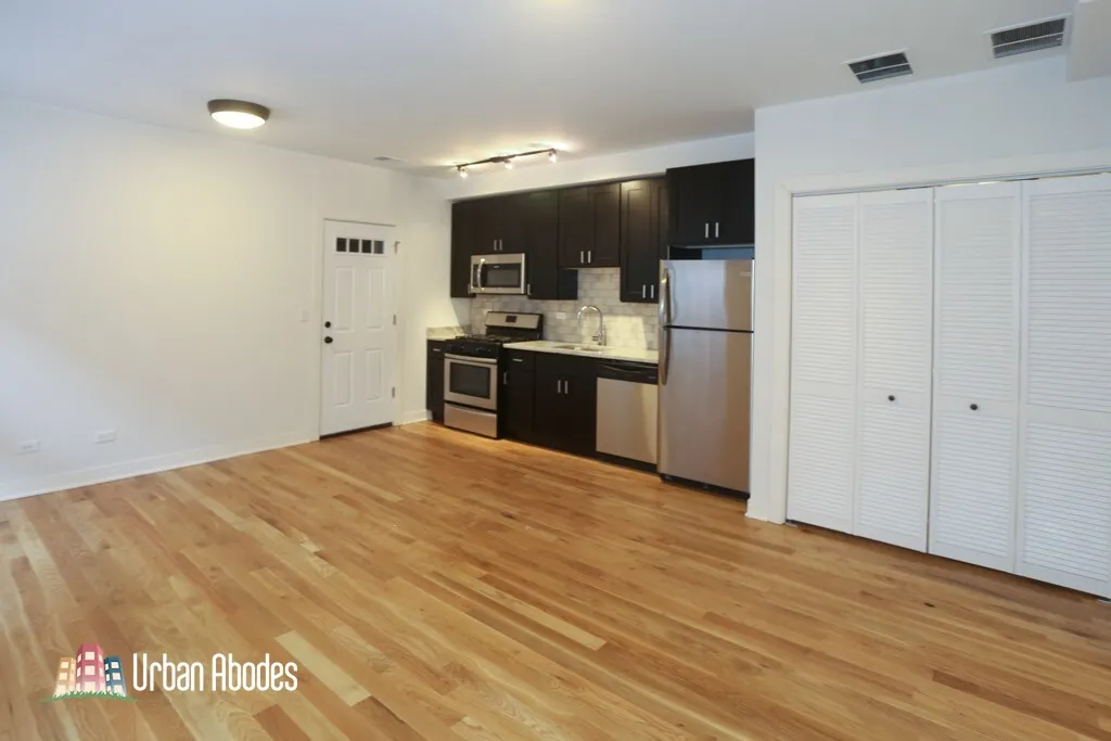 2203 W Eastwood Ave, ,  60625, USA 60625-unit#3NE-Chicago-IL