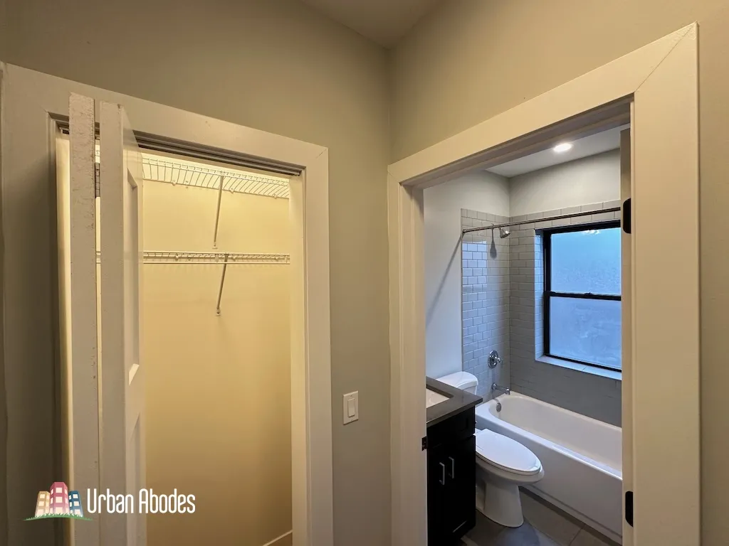 2203 W Eastwood Ave, ,  60625, USA 60625-unit#3SE-Chicago-IL