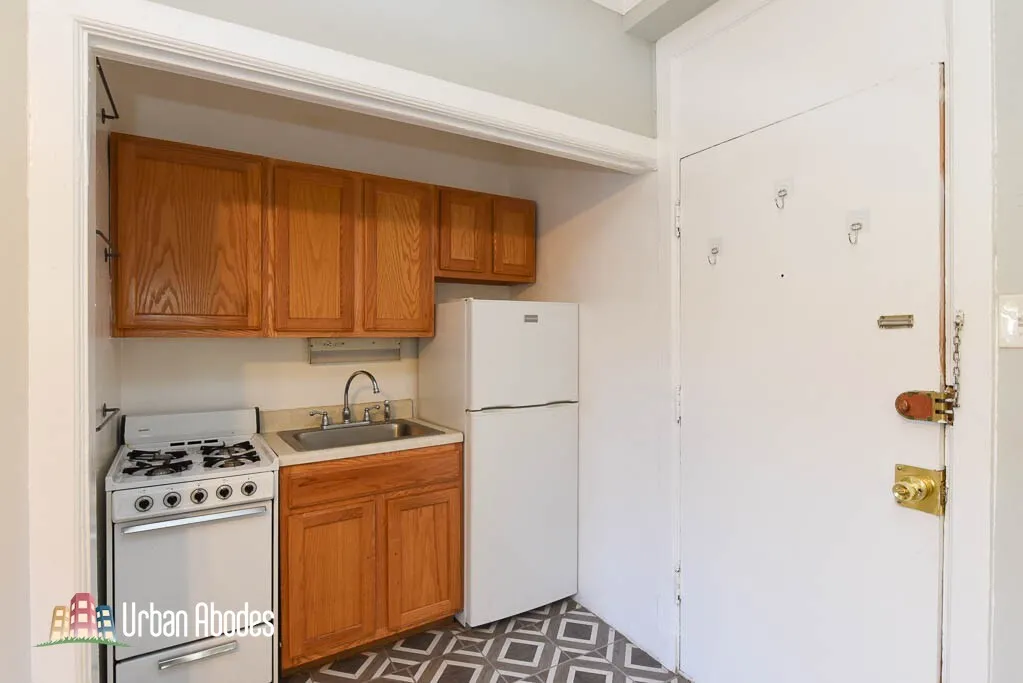 3831 N Fremont St, ,  60613, USA 60613-unit#215-Chicago-IL