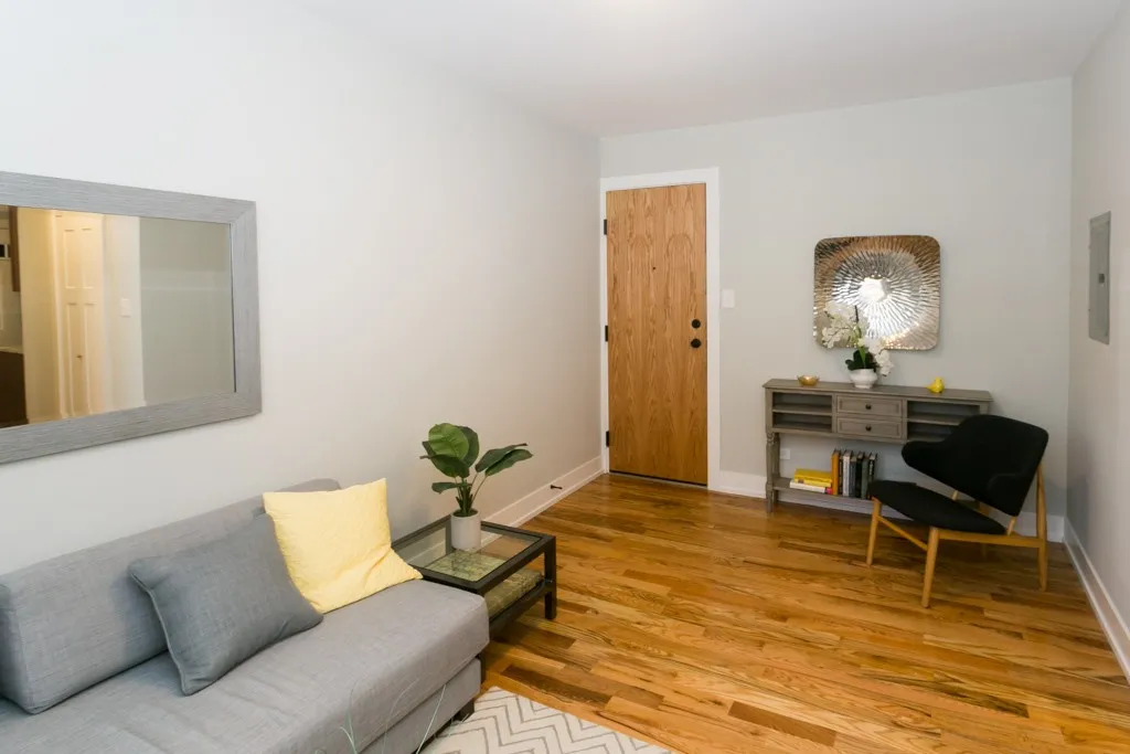 2912 N Mildred Ave, ,  60657, USA 60657-unit#GR-Chicago-IL