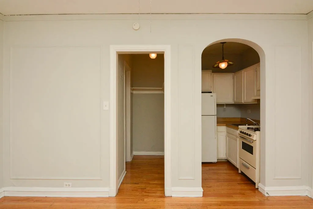 837 W Wolfram St, ,  60657, USA 60657-unit#102-Chicago-IL