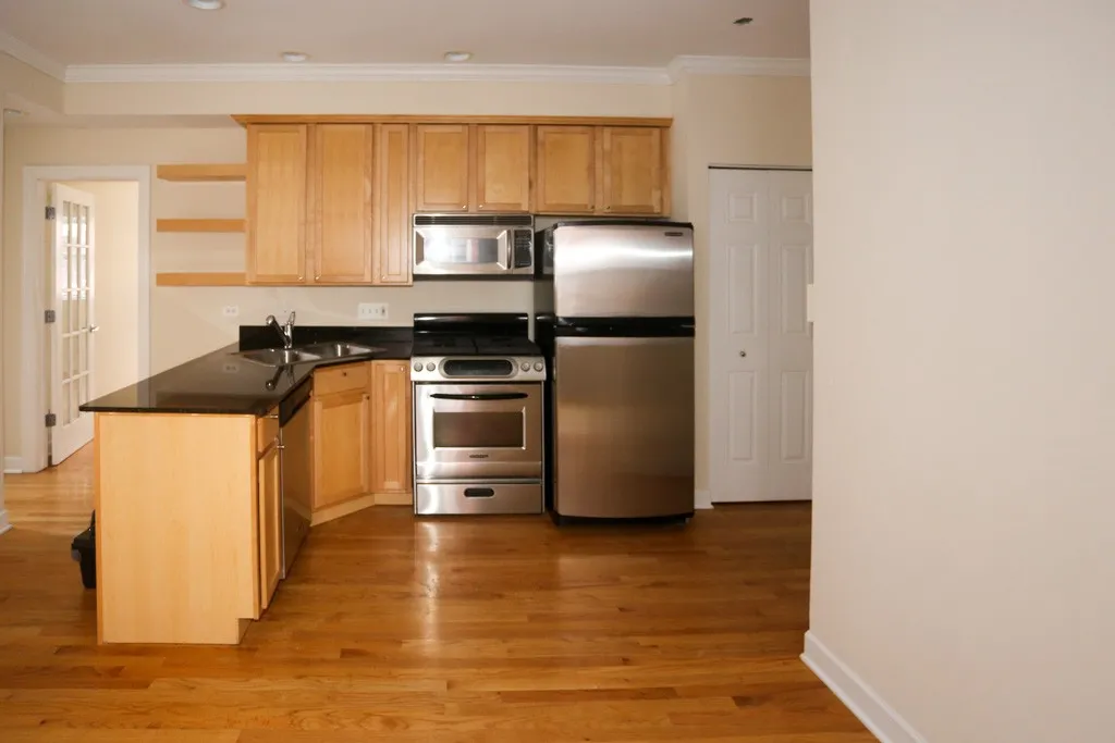 3252 N Clifton Ave, , 60657, USA 60657-unit#1W-Chicago-IL