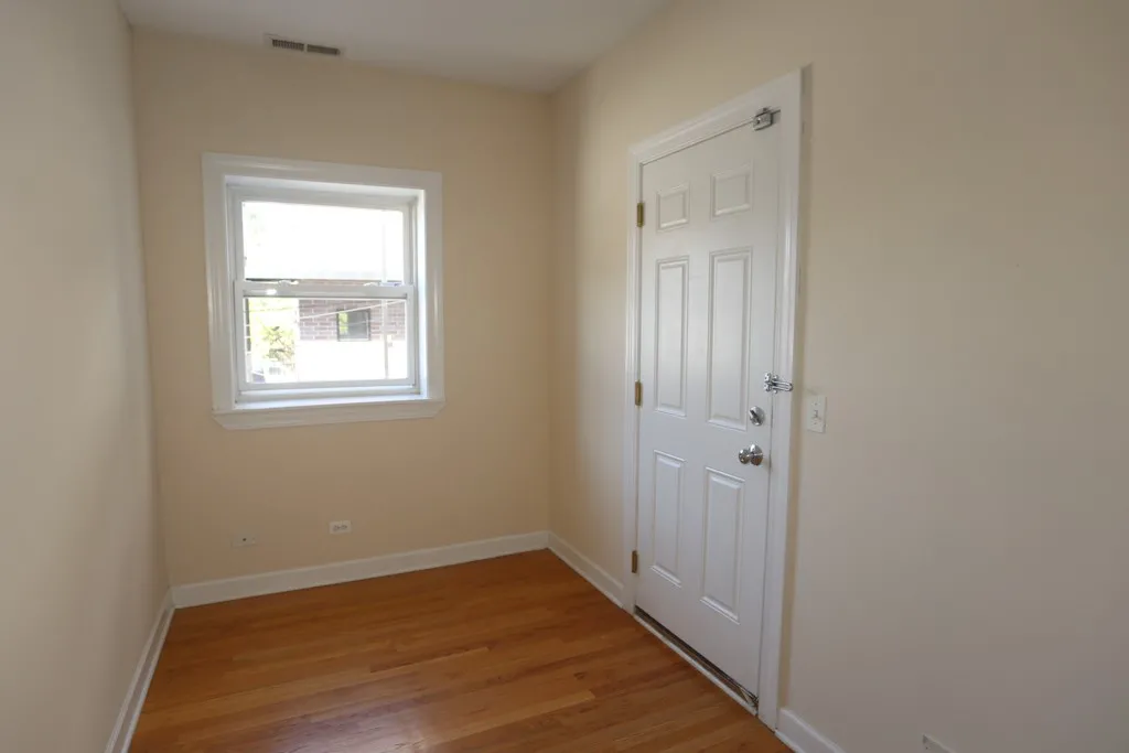 3252 N Clifton Ave, , 60657, USA 60657-unit#1W-Chicago-IL