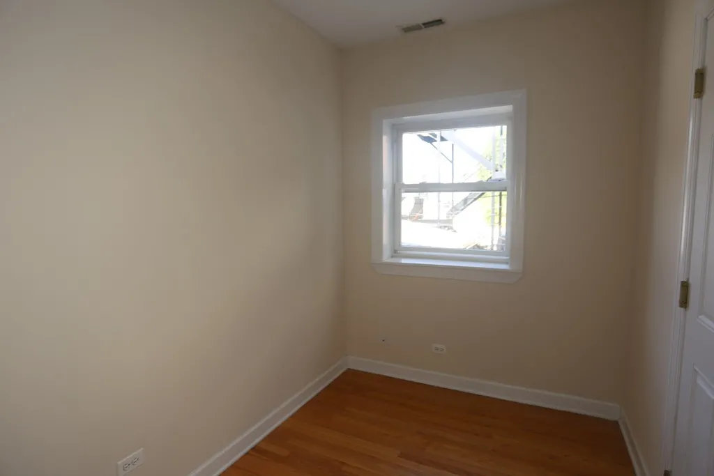 3252 N Clifton Ave, , 60657, USA 60657-unit#1W-Chicago-IL