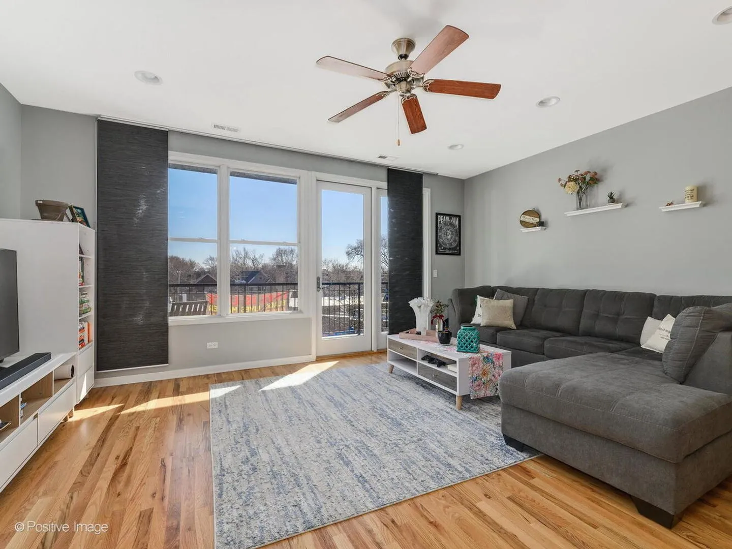 1822 W Irving Park Rd, , 60613, USA 60613-unit#403-Chicago-IL