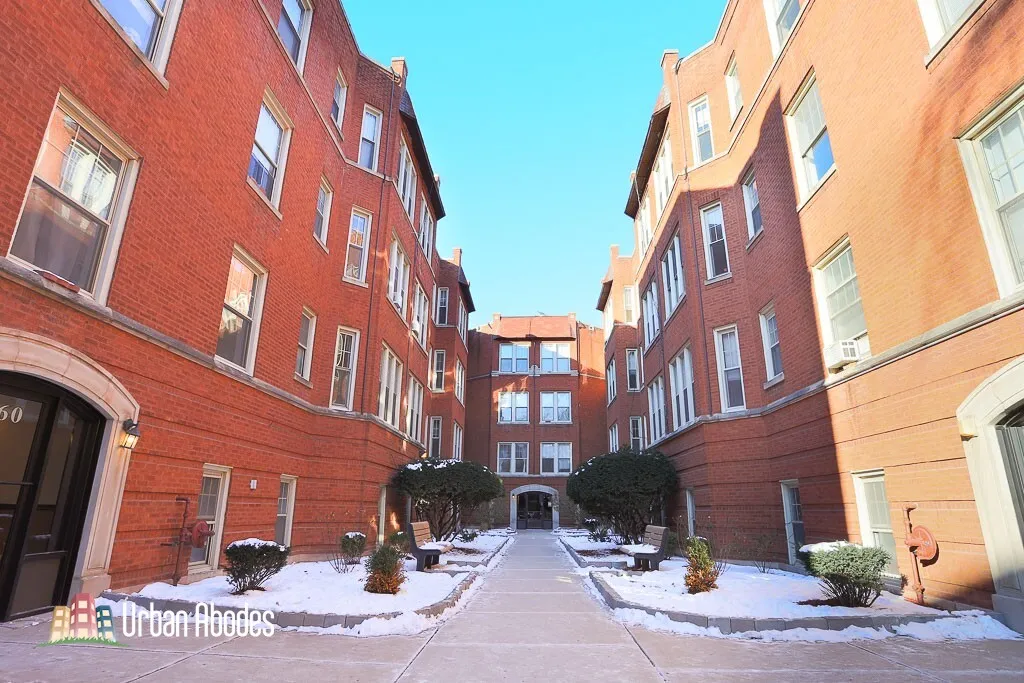 550 W Aldine Ave, , 60657, USA 60657-unit#3S-Chicago-IL