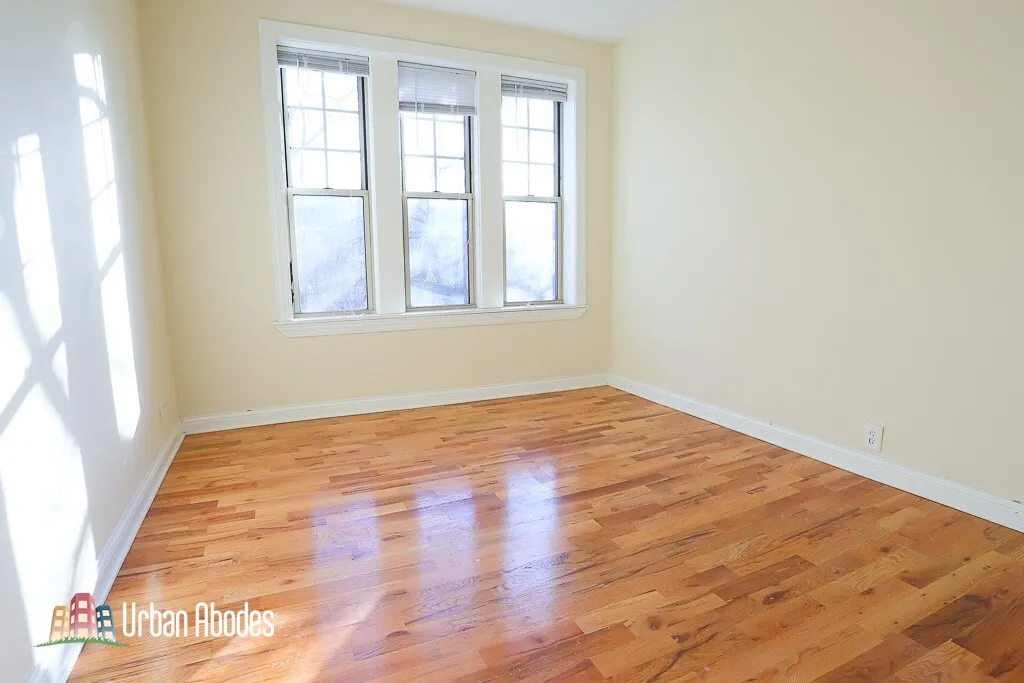 550 W Aldine Ave, ,  60657, USA 60657-unit#3S-Chicago-IL