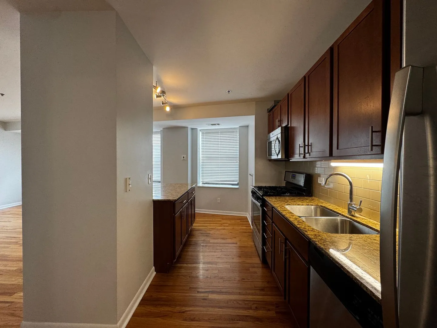1337 W Fargo Ave, ,  60626, USA 60626-unit#603-Chicago-IL