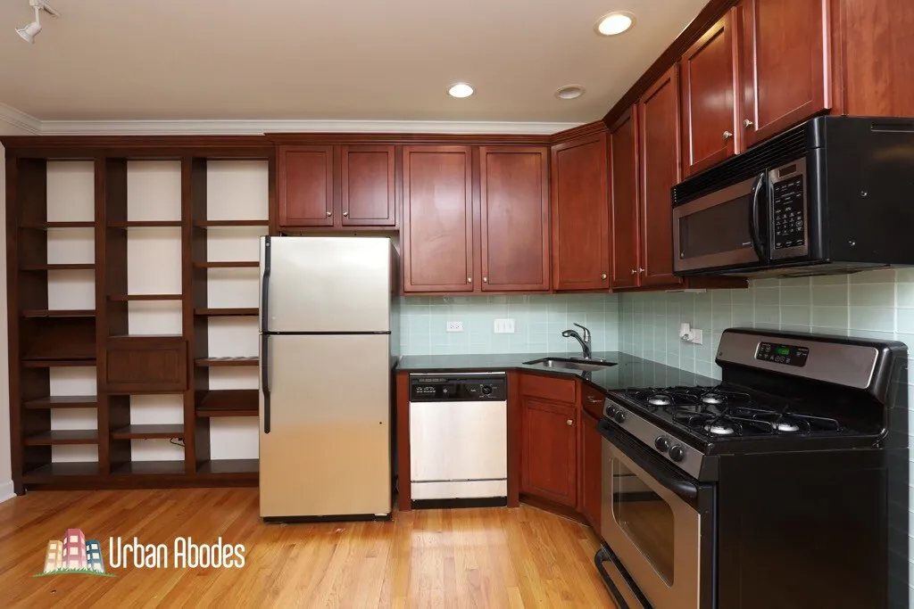 3246 N Clifton Ave, ,  60657, USA 60657-unit#1E-Chicago-IL