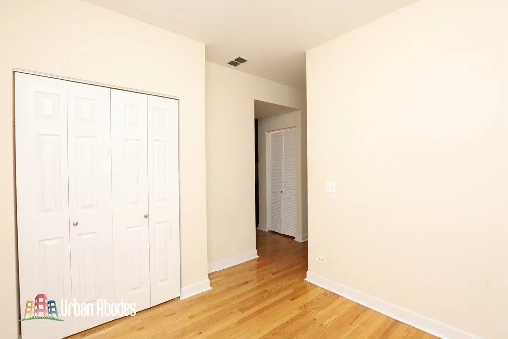 3246 N Clifton Ave, ,  60657, USA 60657-unit#1E-Chicago-IL