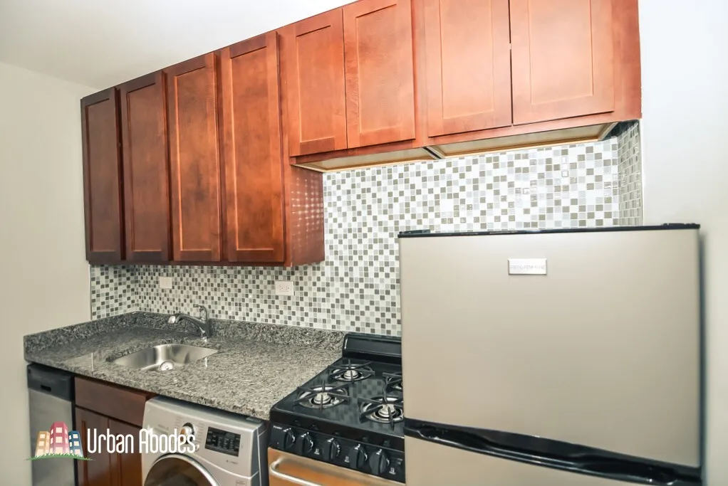 550 W Arlington Pl, ,  60614, USA 60614-unit#711-Chicago-IL