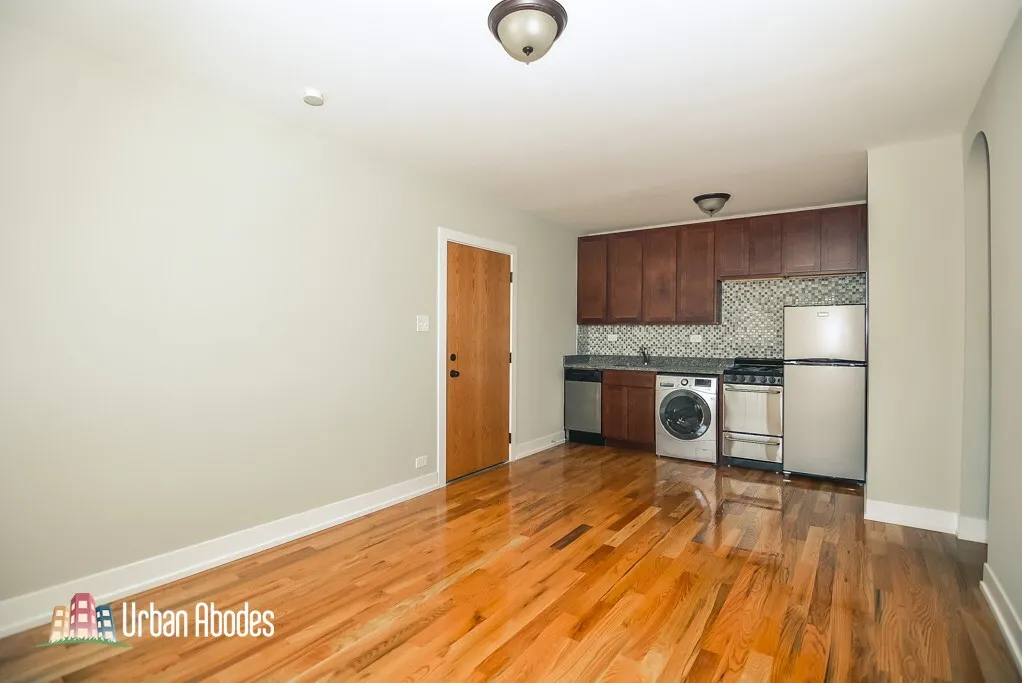 550 W Arlington Pl, ,  60614, USA 60614-unit#711-Chicago-IL