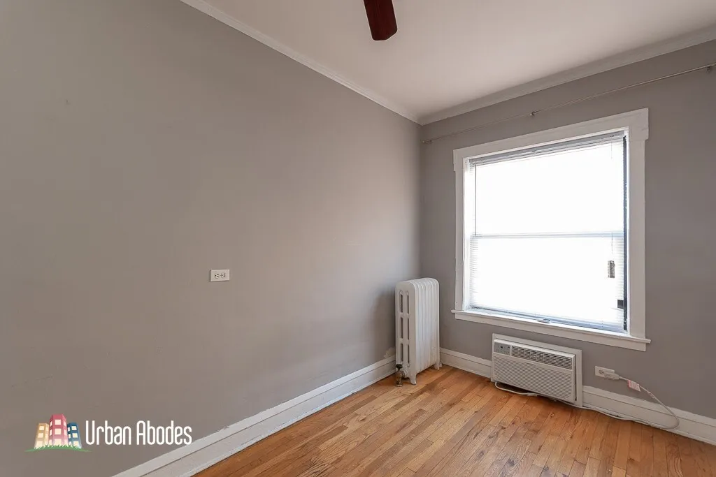 744 W Addison St, ,  60613, USA 60613-unit#1W-Chicago-IL