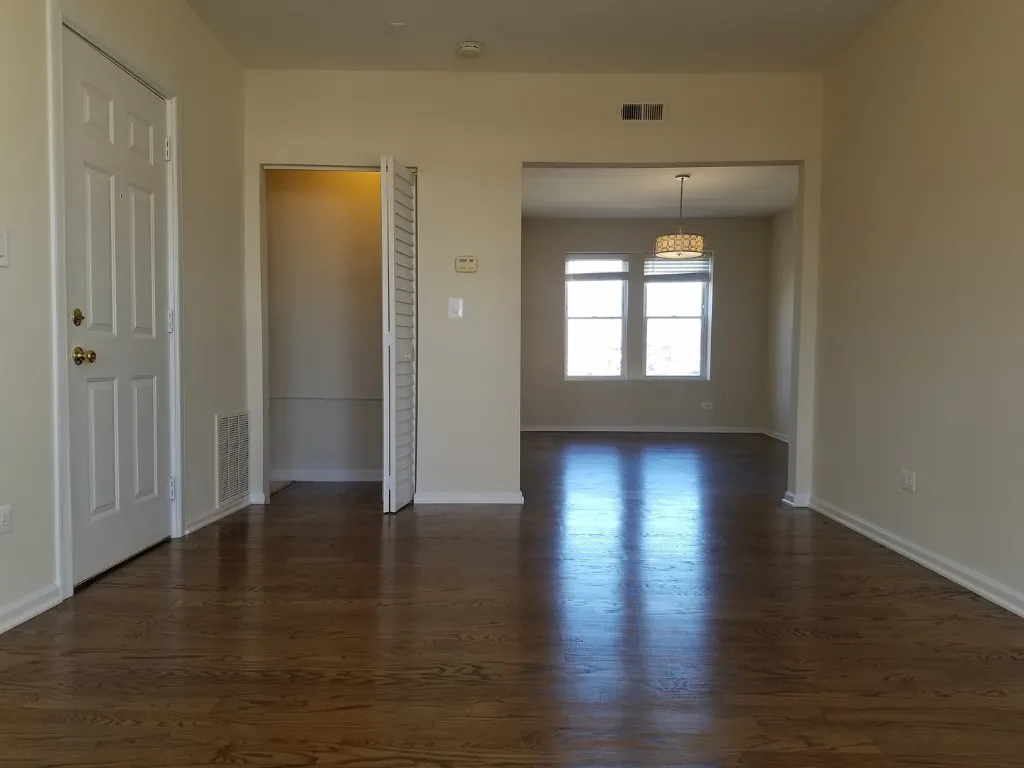 1501 N Kolin Ave, ,  60651, USA 60651-unit#22-3-Chicago-IL