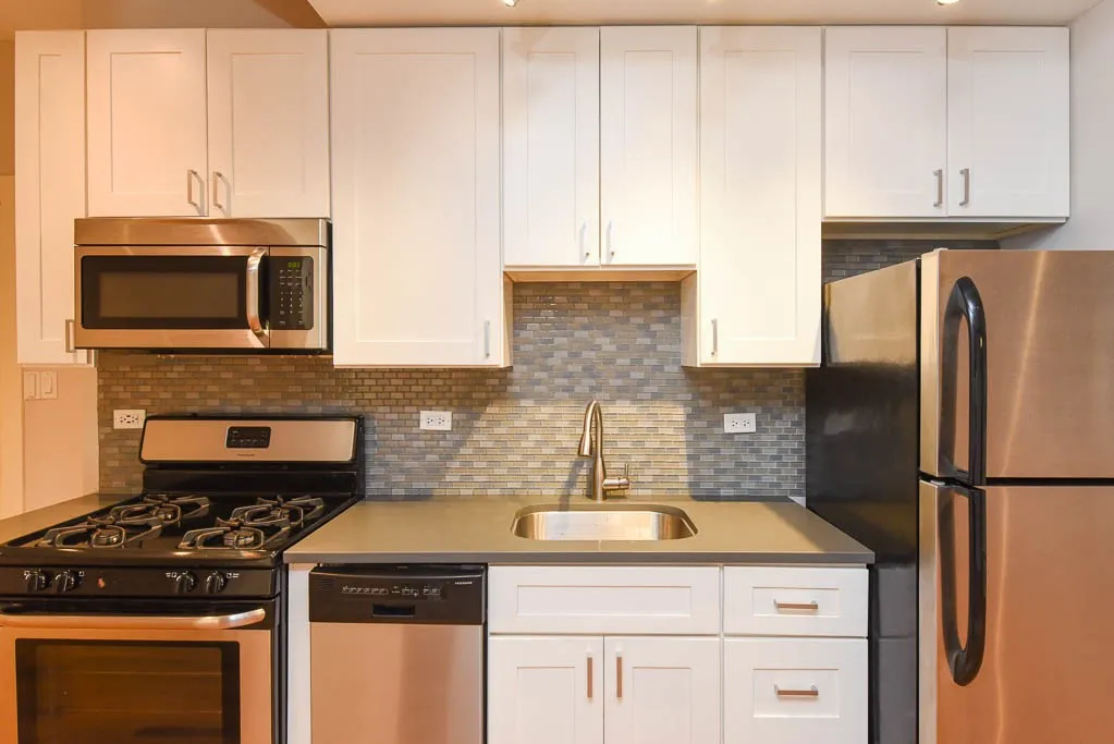 2420 N Kedzie Blvd, ,  60647, USA 60647-unit#B01-Chicago-IL