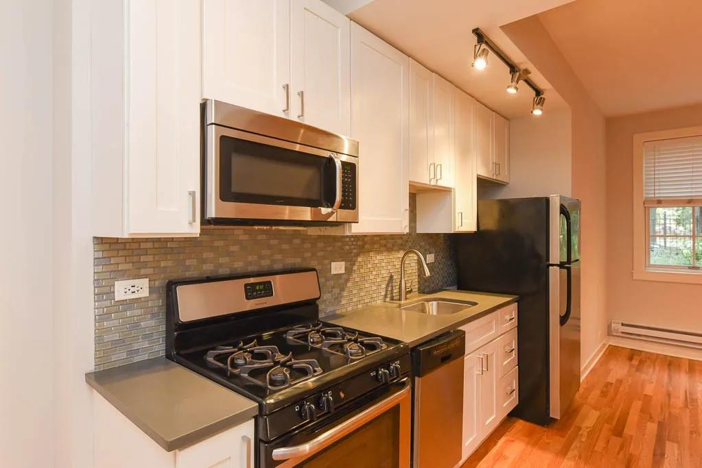 2420 N Kedzie Blvd, ,  60647, USA 60647-unit#B01-Chicago-IL