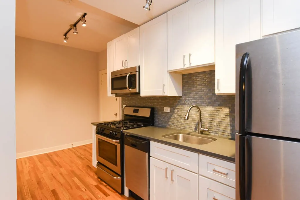 2420 N Kedzie Blvd, ,  60647, USA 60647-unit#B01-Chicago-IL