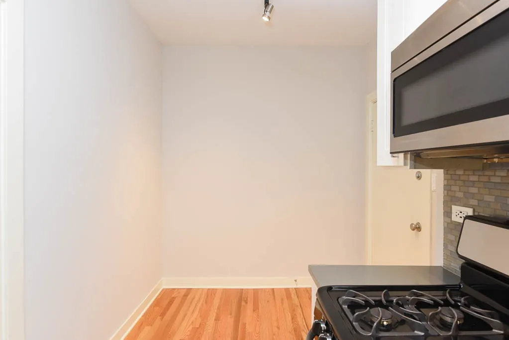 2420 N Kedzie Blvd, ,  60647, USA 60647-unit#B01-Chicago-IL
