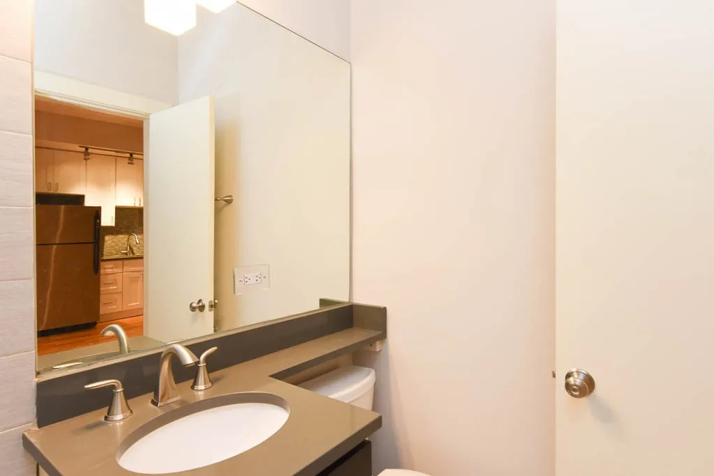 2420 N Kedzie Blvd, ,  60647, USA 60647-unit#B01-Chicago-IL