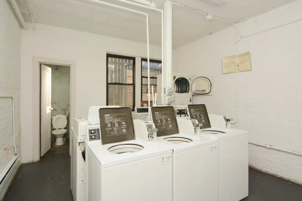 2420 N Kedzie Blvd, ,  60647, USA 60647-unit#B01-Chicago-IL