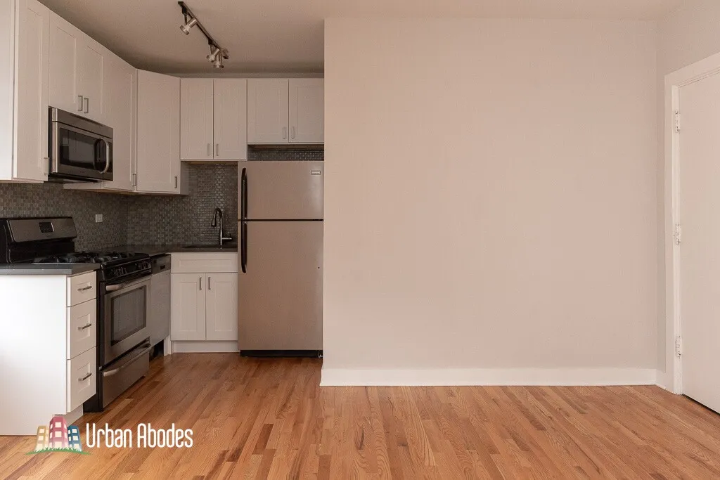 2420 N Kedzie Blvd, ,  60647, USA 60647-unit#306-Chicago-IL