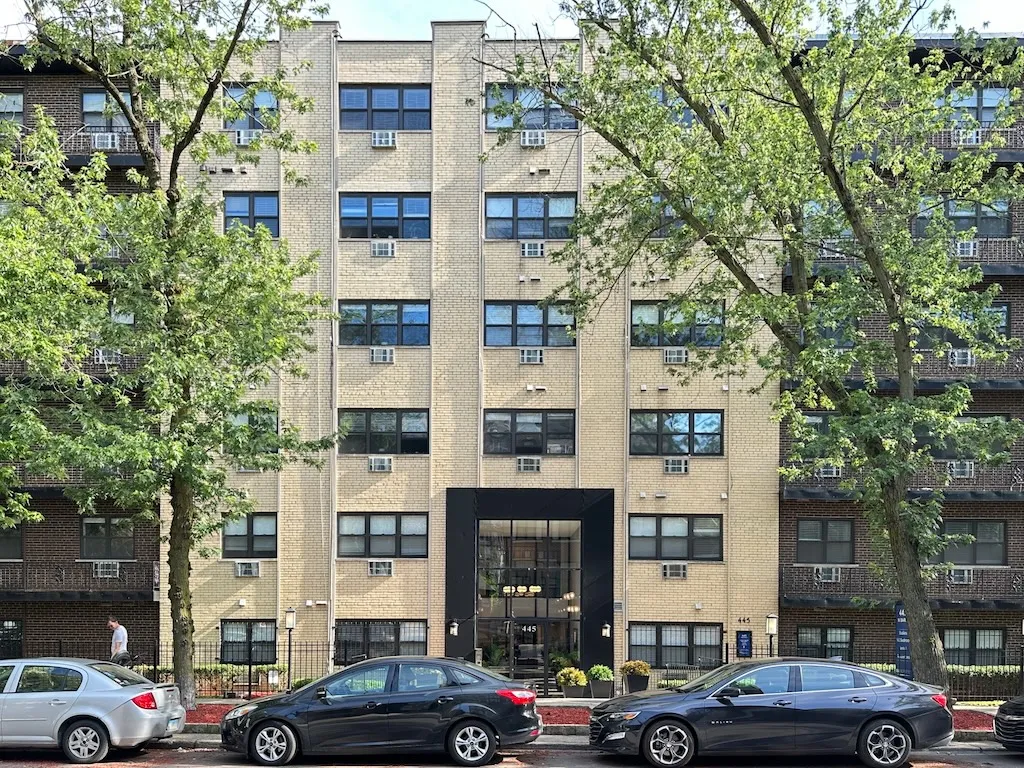 445 W Barry Ave, , 60657, USA 60657-unit#409-Chicago-IL