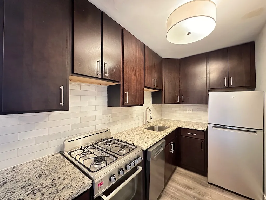 445 W Barry Ave, , 60657, USA 60657-unit#409-Chicago-IL