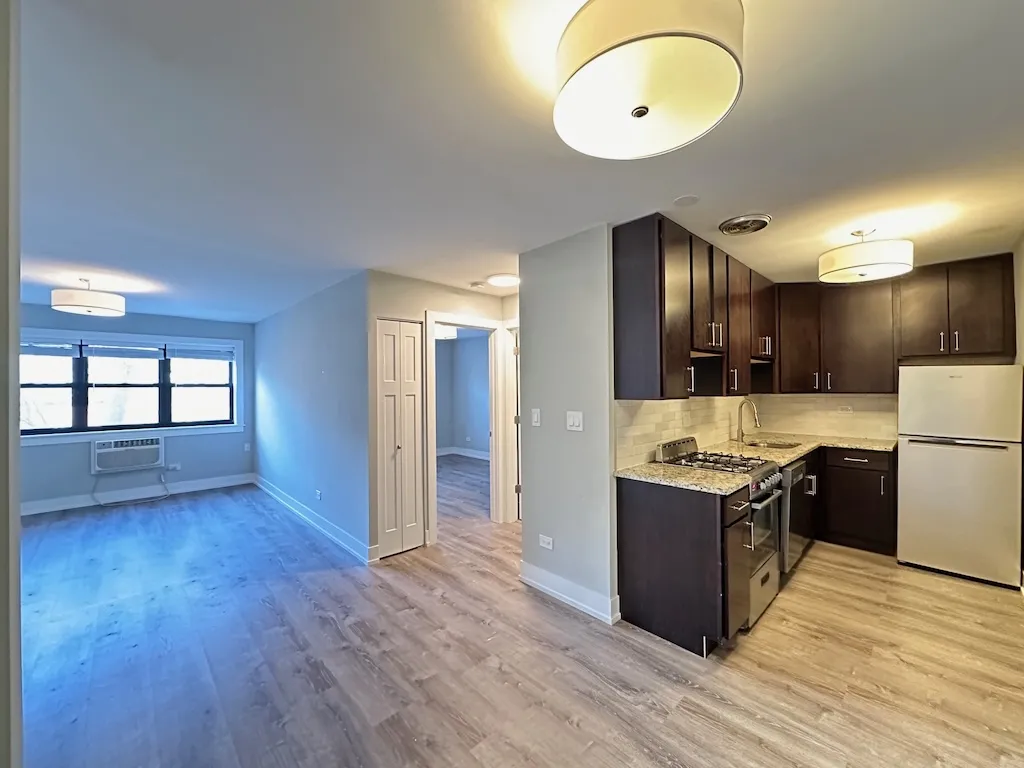 445 W Barry Ave, , 60657, USA 60657-unit#409-Chicago-IL