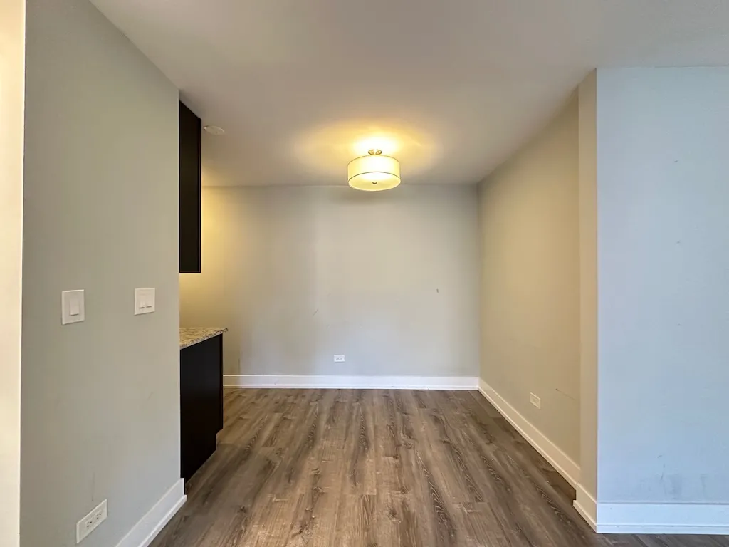 445 W Barry Ave, , 60657, USA 60657-unit#409-Chicago-IL