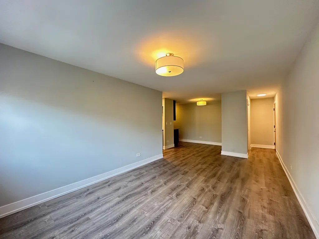 445 W Barry Ave, , 60657, USA 60657-unit#409-Chicago-IL