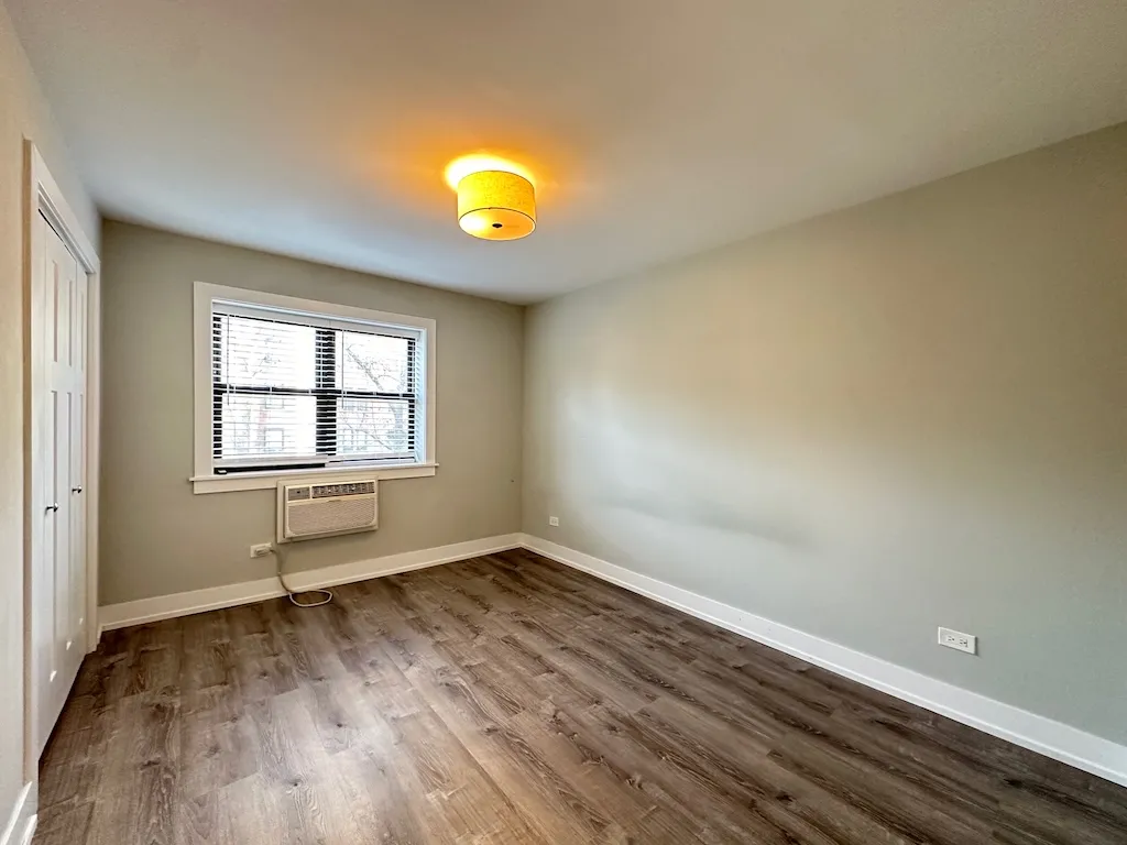 445 W Barry Ave, , 60657, USA 60657-unit#409-Chicago-IL