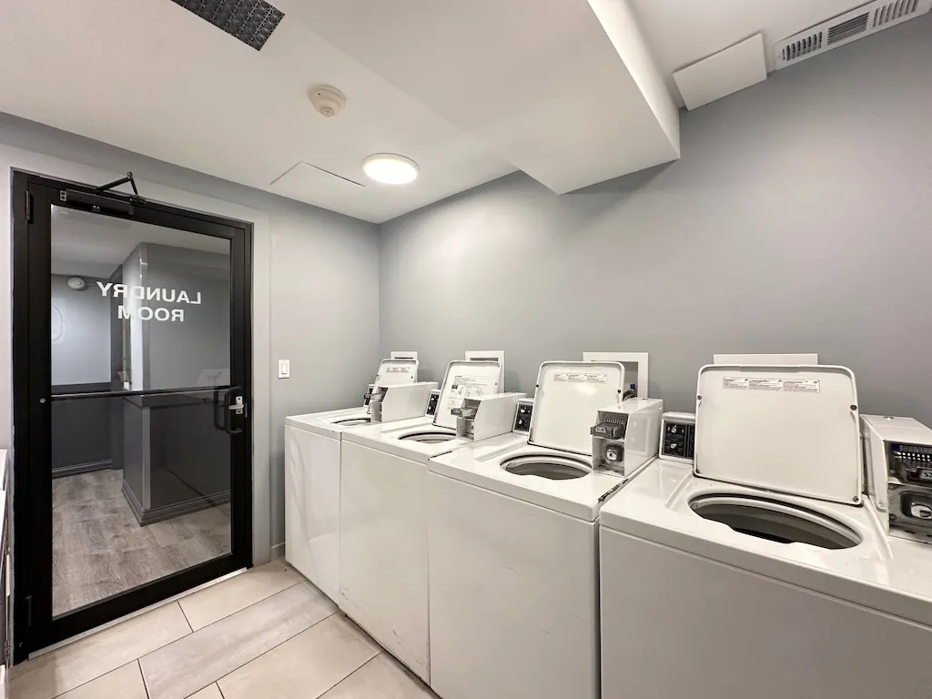 445 W Barry Ave, , 60657, USA 60657-unit#409-Chicago-IL