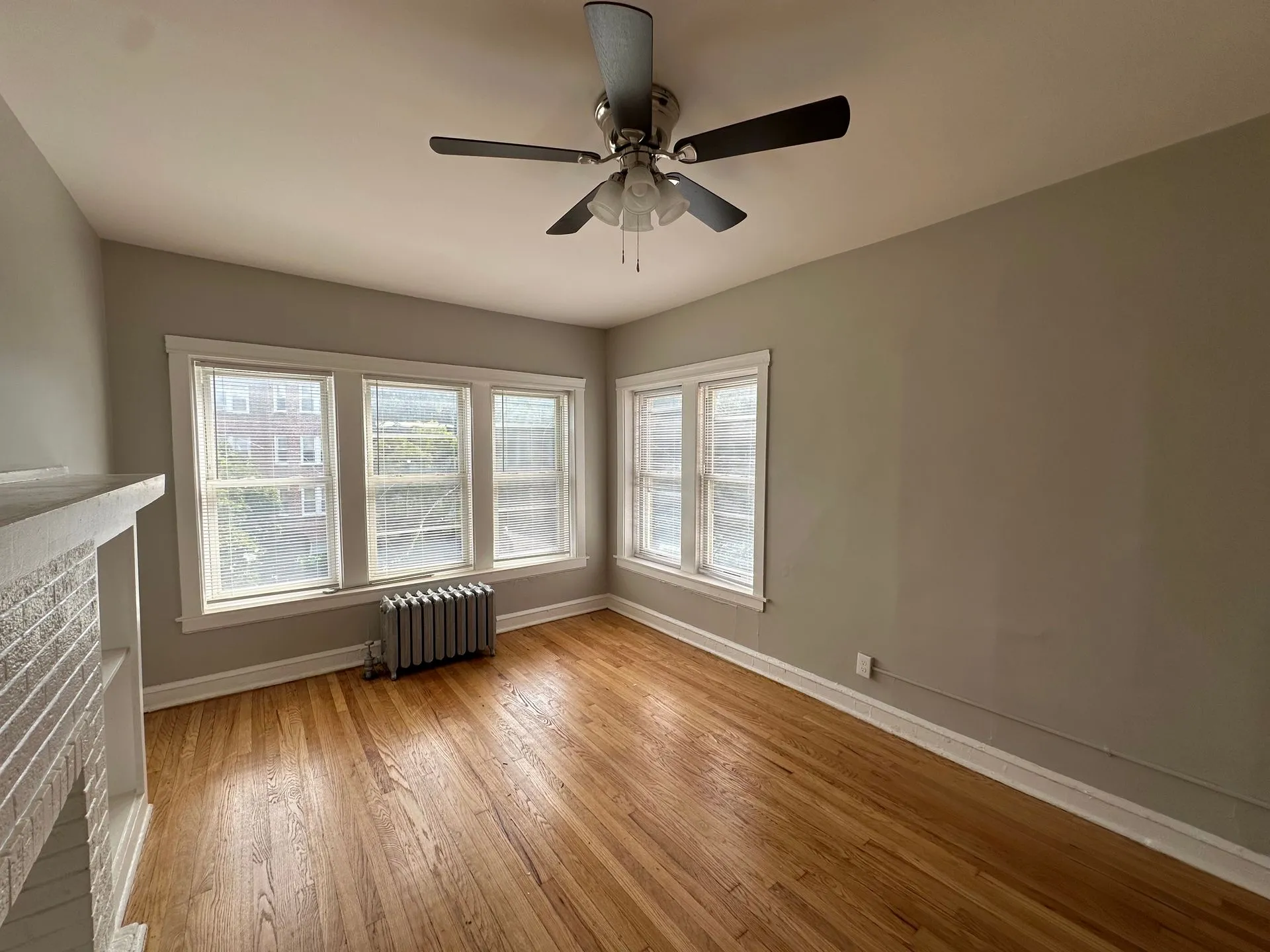4902 N St Louis Ave, ,  60625, USA 60625-unit#3W-Chicago-IL