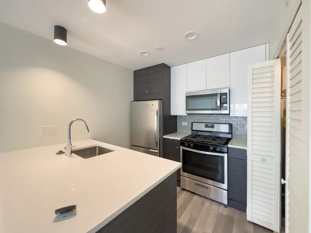 944 W Grace St, , 60613, USA 60613-unit#A102-Chicago-IL