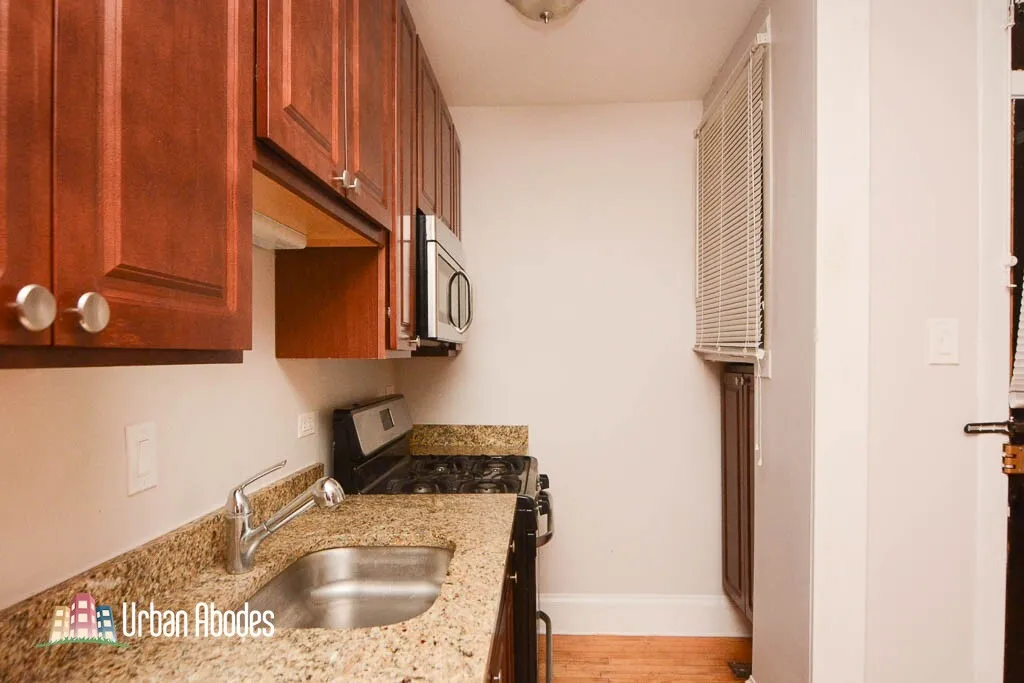 2112 W Ainslie St, , 60625, USA 60625-unit#1N-Chicago-IL