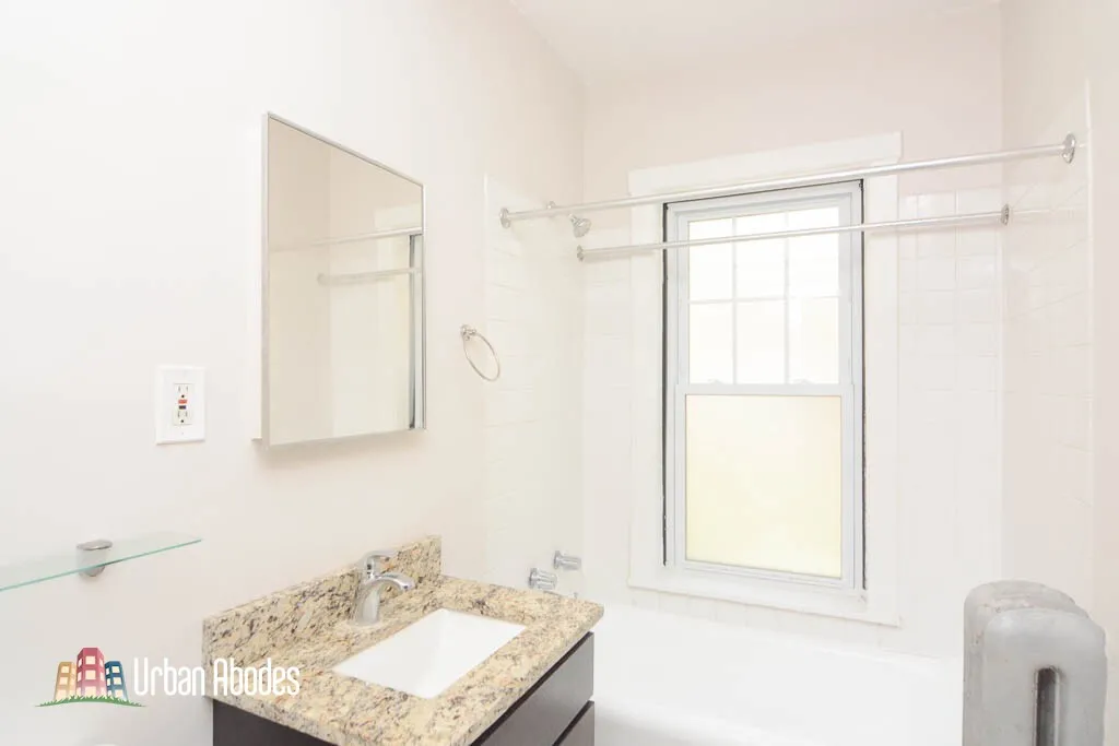 2112 W Ainslie St, , 60625, USA 60625-unit#1N-Chicago-IL