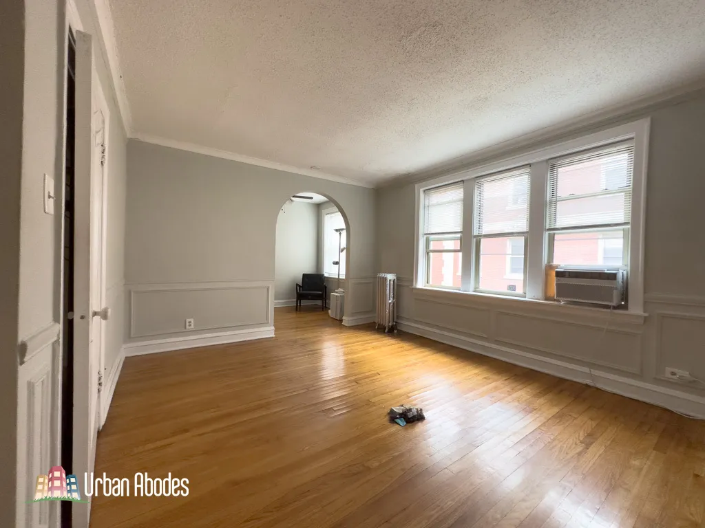 548 W Surf St, ,  60657, USA 60657-unit#2N-Chicago-IL