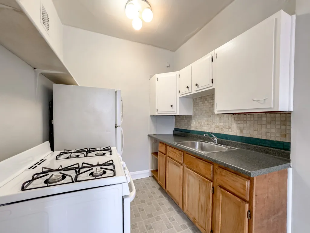 2244 W Wilson Ave, , 60625, USA 60625-unit#102-Chicago-IL