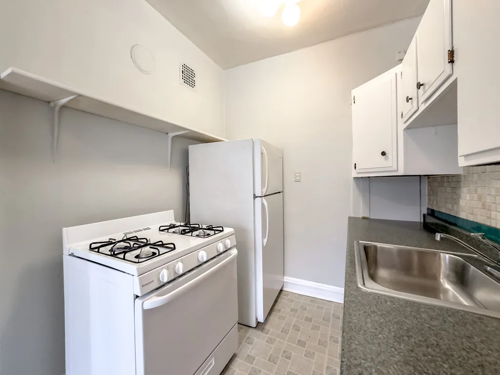 2244 W Wilson Ave, , 60625, USA 60625-unit#102-Chicago-IL