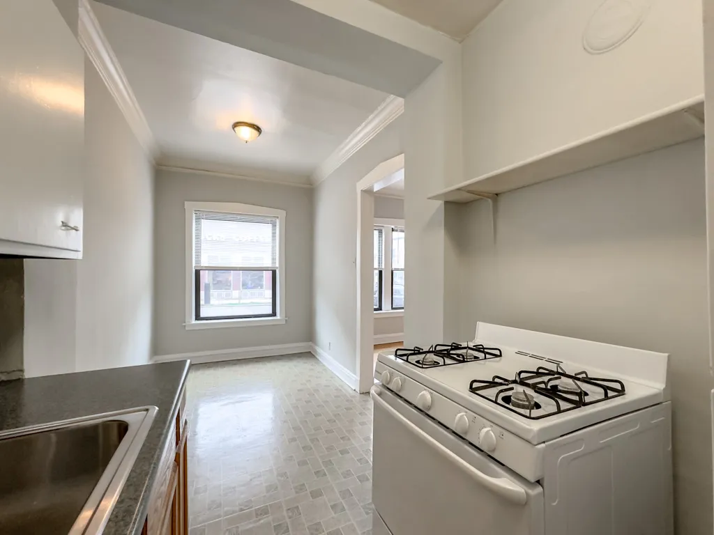 2244 W Wilson Ave, , 60625, USA 60625-unit#102-Chicago-IL
