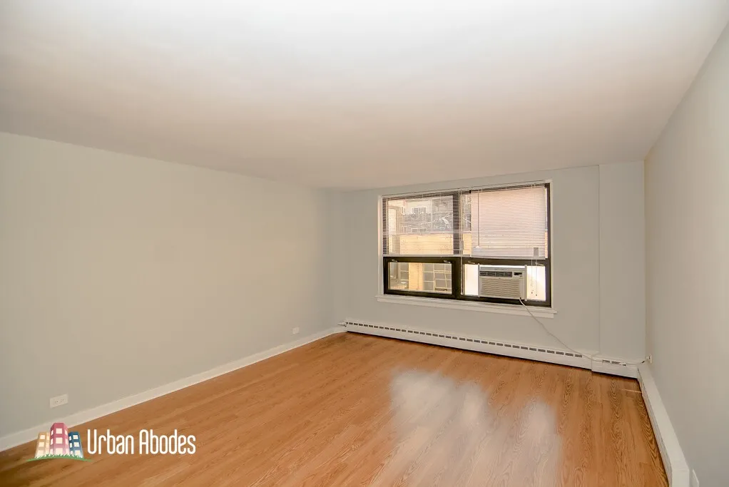 445 W Wellington Ave, ,  60657, USA 60657-unit#2C-Chicago-IL