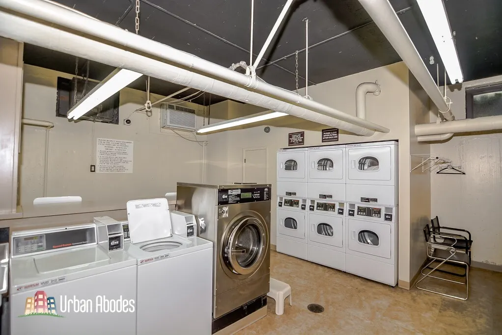 445 W Wellington Ave, ,  60657, USA 60657-unit#2C-Chicago-IL