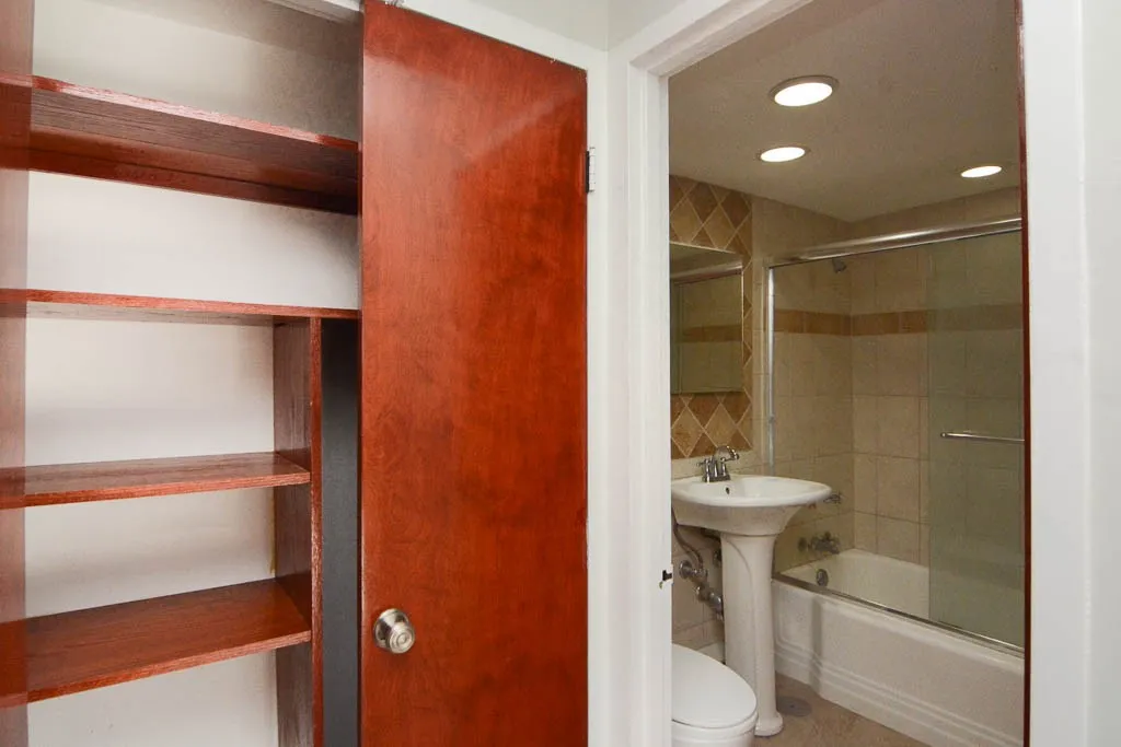 445 W Wellington Ave, , 60657, USA 60657-unit#4F-Chicago-IL