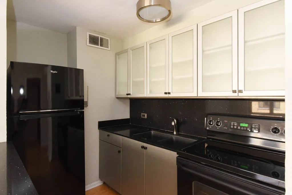 445 W Wellington Ave, , 60657, USA 60657-unit#13A-Chicago-IL