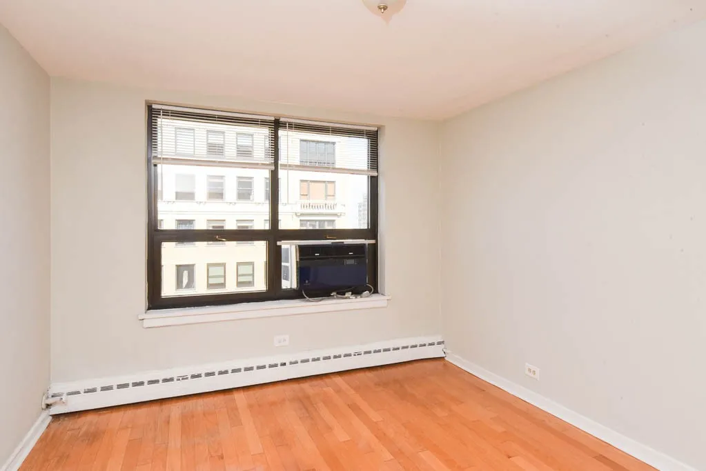 445 W Wellington Ave, , 60657, USA 60657-unit#13A-Chicago-IL