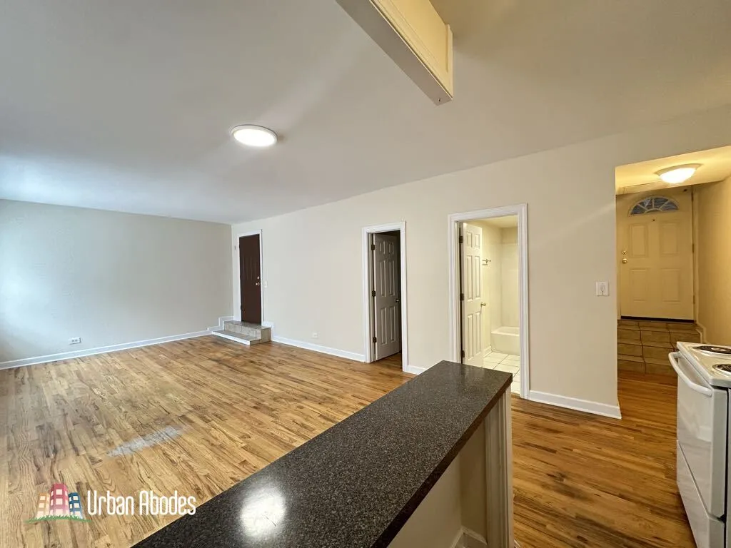 550 W Aldine Ave, ,  60657, USA 60657-unit#G-Chicago-IL