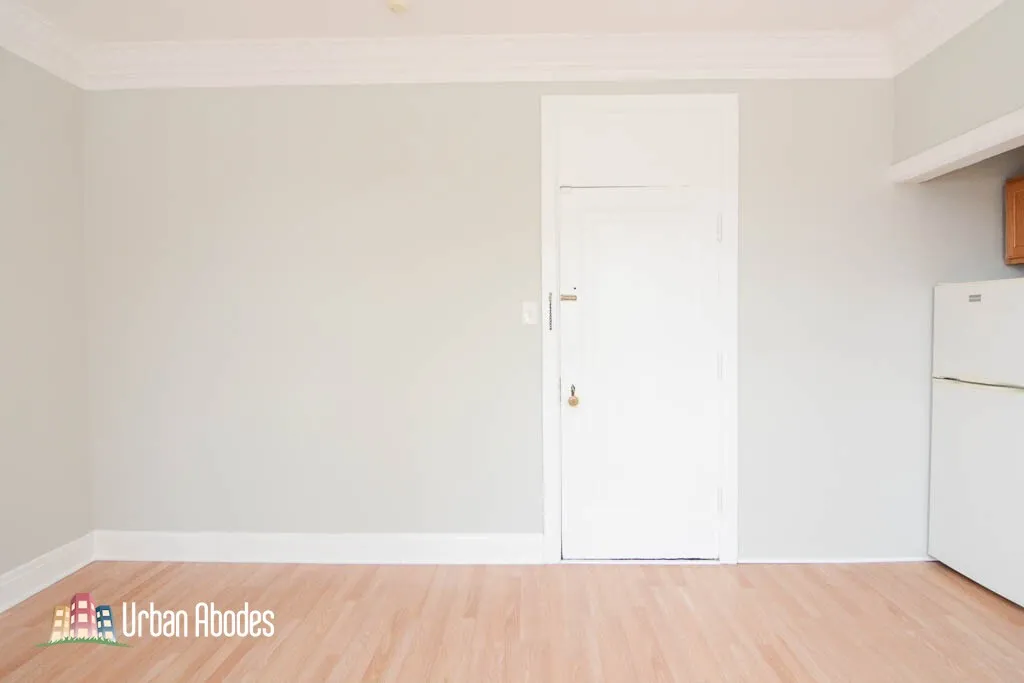 3831 N Fremont St, ,  60613, USA 60613-unit#402-Chicago-IL