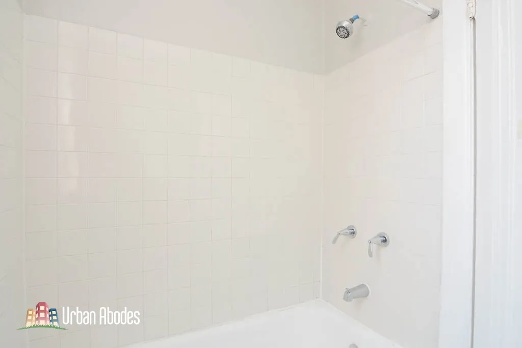 3831 N Fremont St, , 60613, USA 60613-unit#402-Chicago-IL