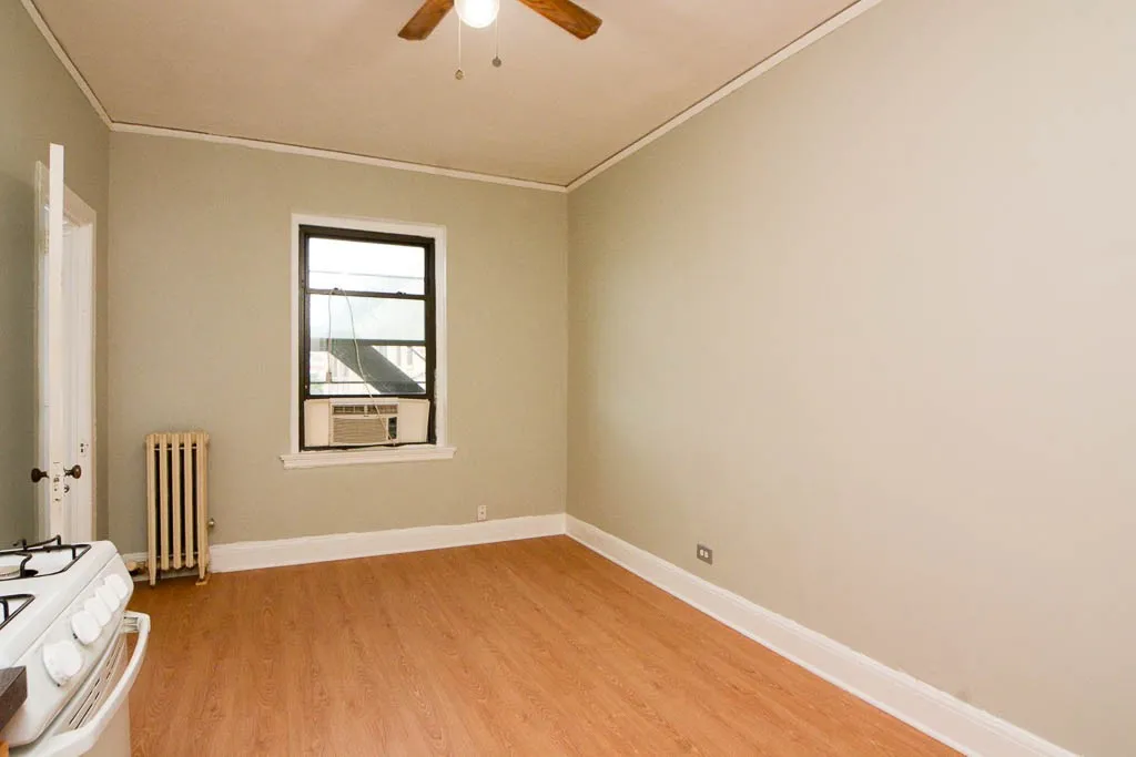 3831 N Fremont St, ,  60613, USA 60613-unit#411-Chicago-IL